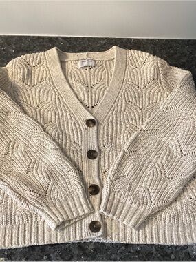 Old Navy Cream Cable-Knit V-Neck Cardigan